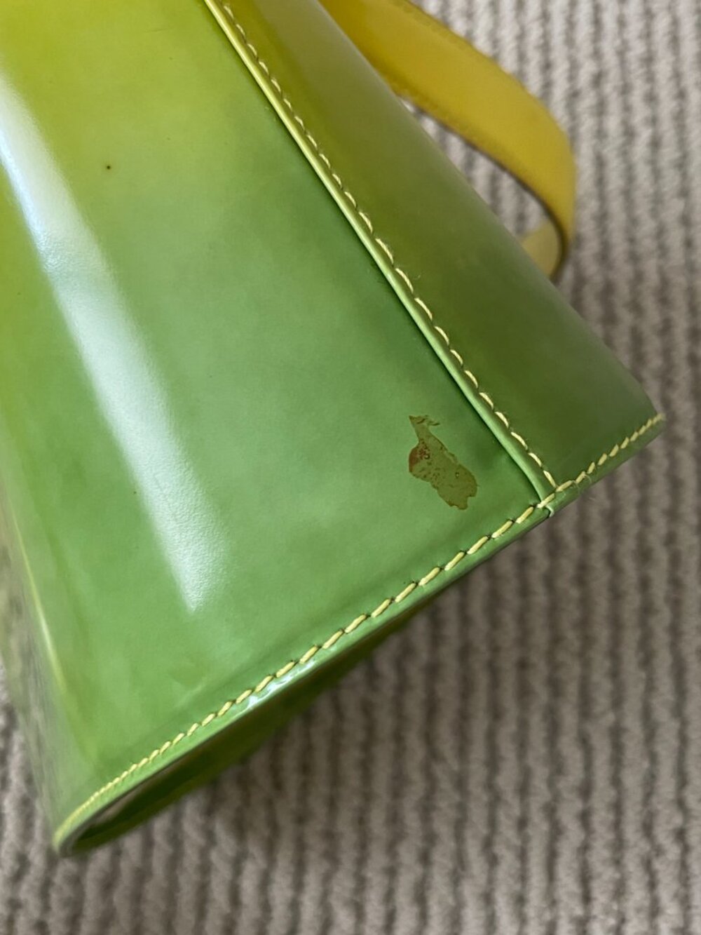 Salvatore Ferragamo Handbag/Shoulder Bag - Picture 5 of 9